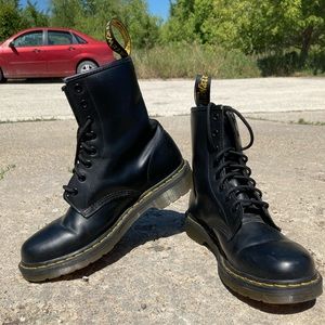 Doc Marten 1460 leather boots